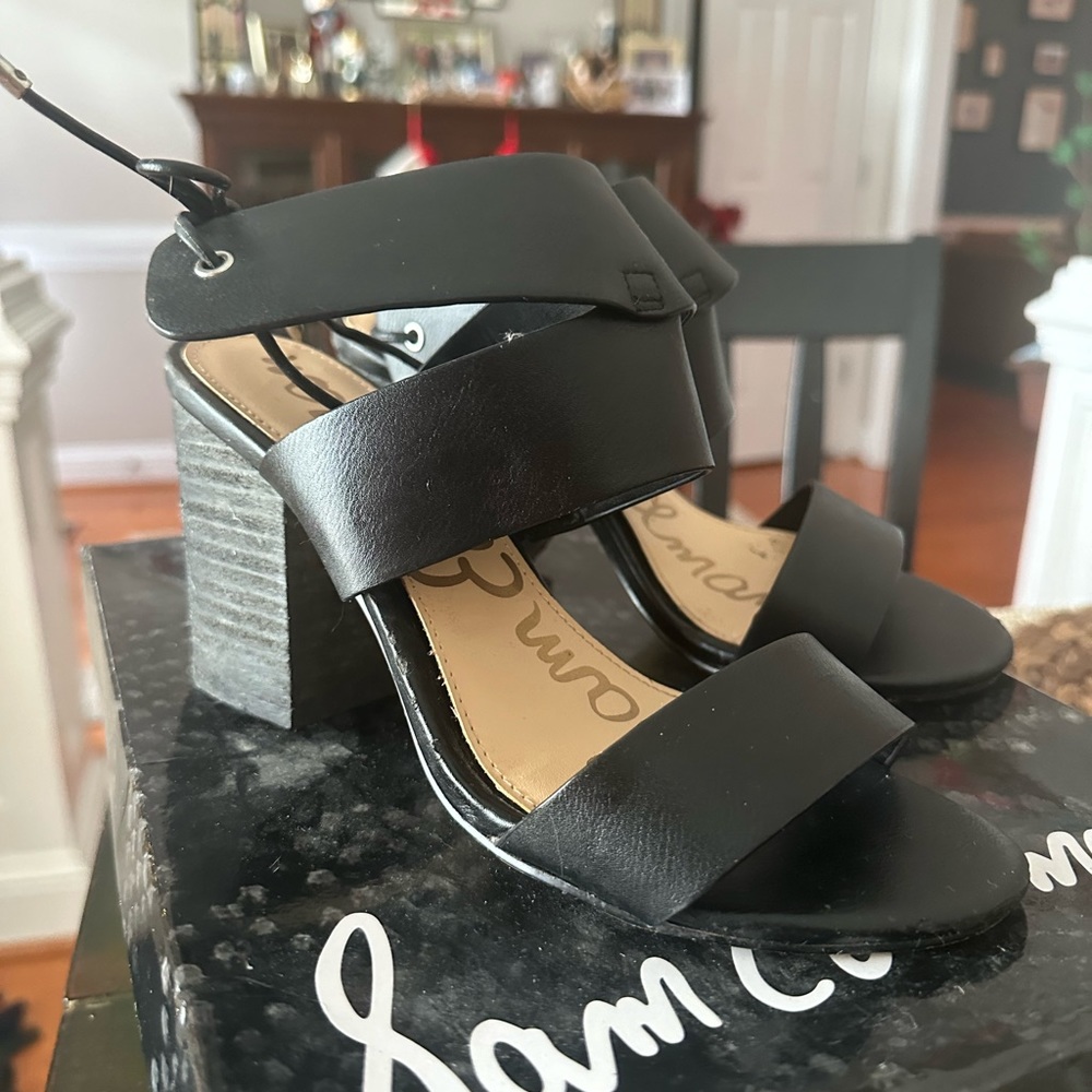 UGC- Sam Edelman Valerie Black Block Sandals